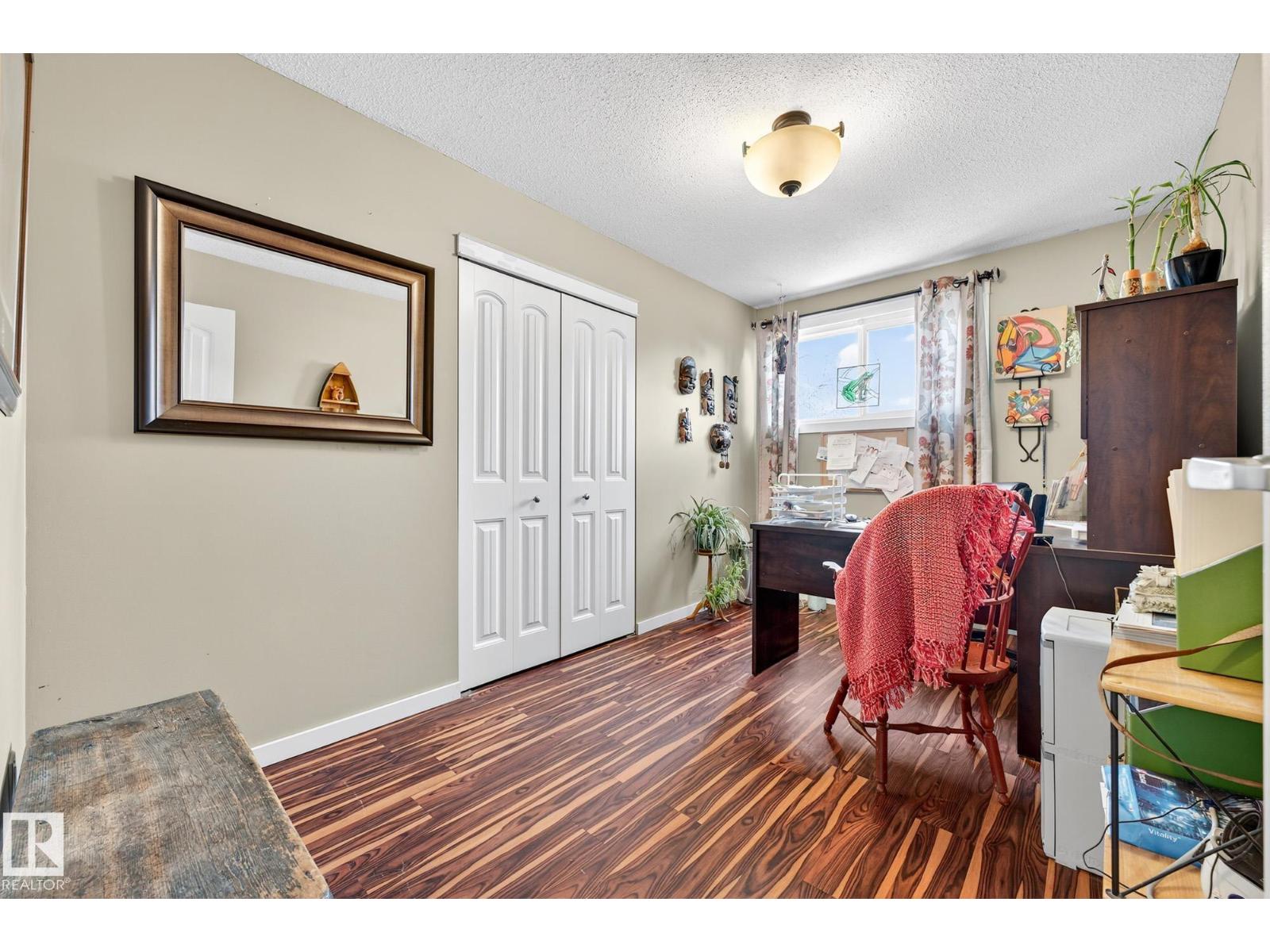 4664 16A AV NW, Edmonton