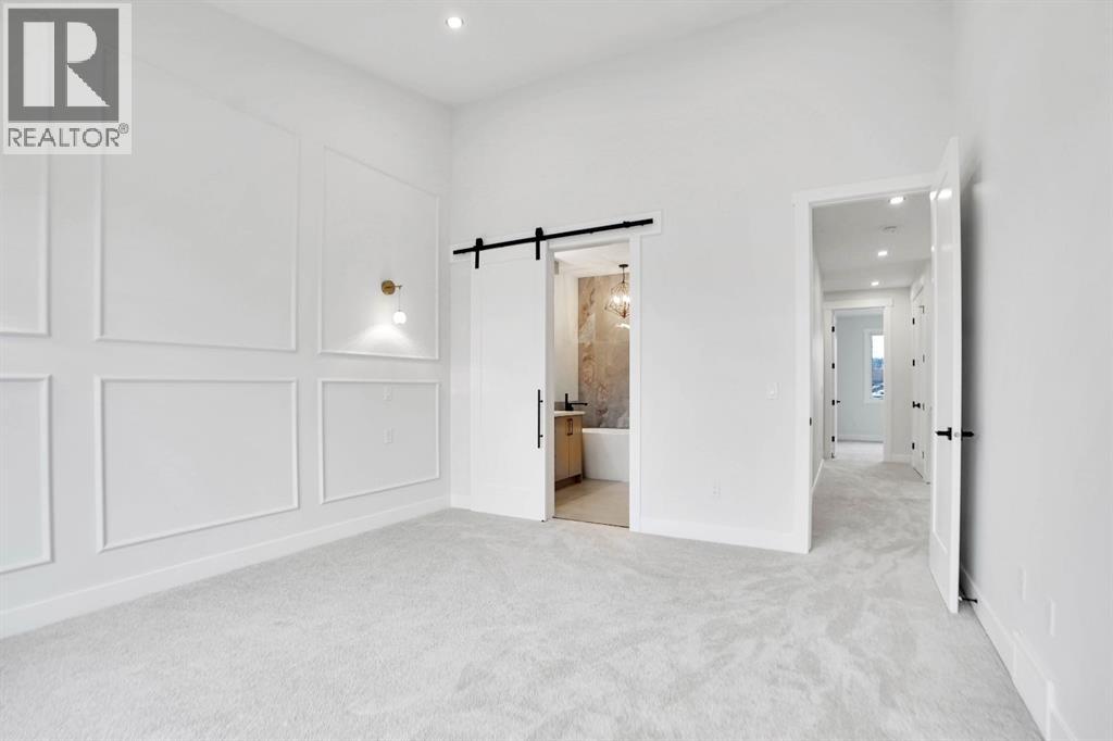 Single Family House for Sale in   Avenue NW Bowness Calgary 