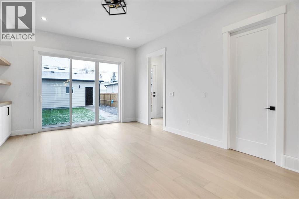 Single Family House for Sale in   Avenue NW Bowness Calgary 