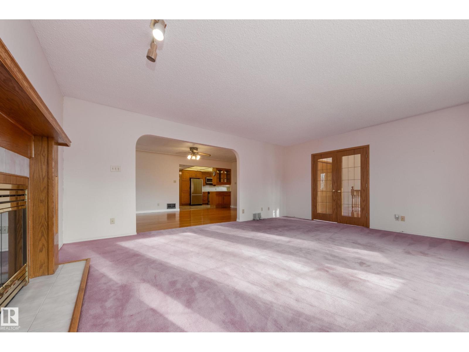 11504 78 AV NW, Edmonton