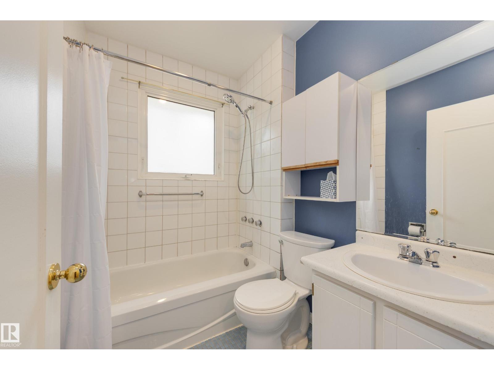 11504 78 AV NW, Edmonton