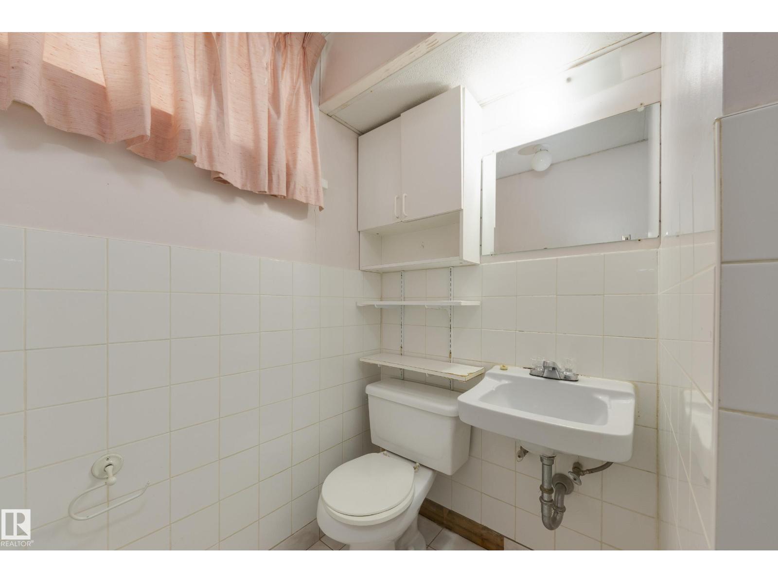 11504 78 AV NW, Edmonton