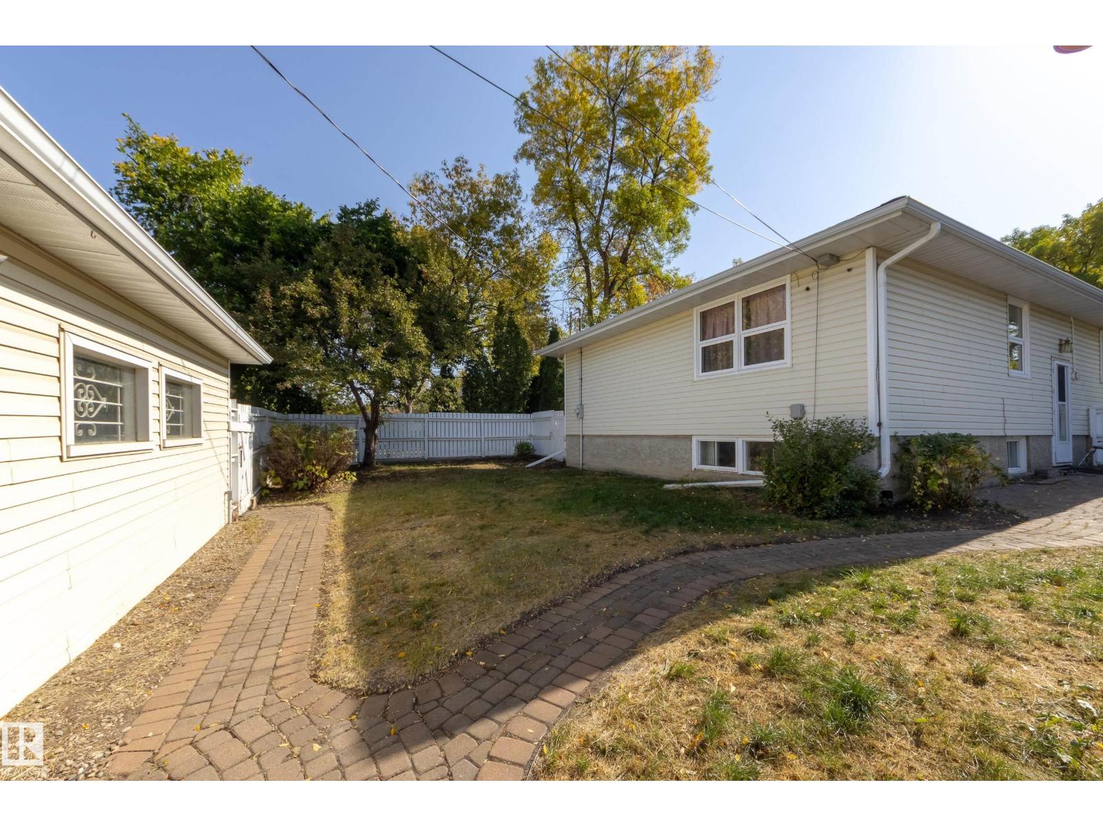 11504 78 AV NW, Edmonton