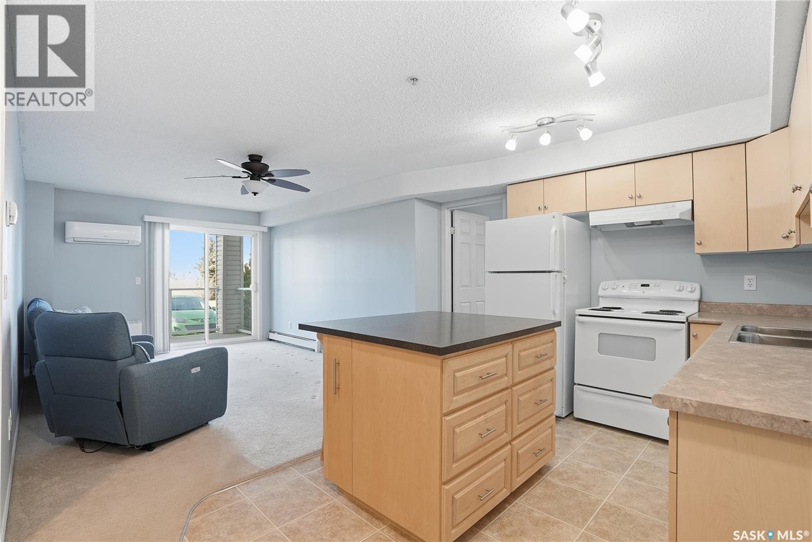 Single Family House High rise for Sale in   Lowe ROAD Saskatoon 