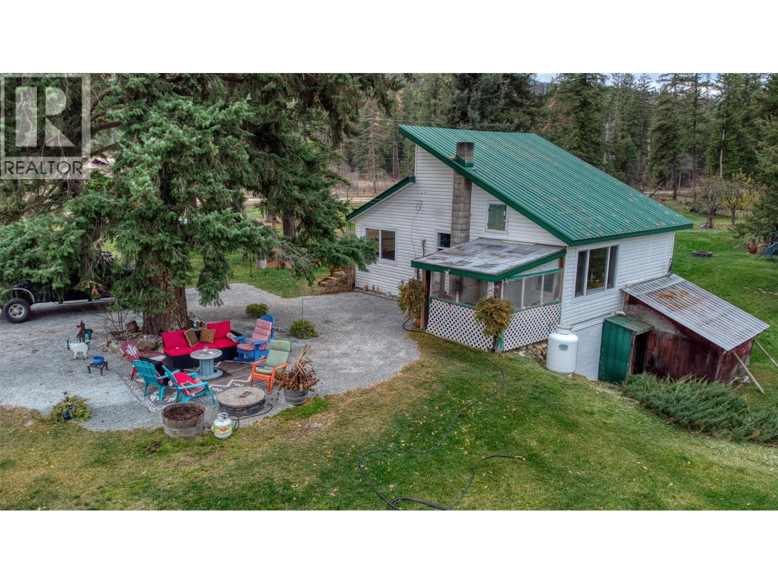 1385 6 Highway - 1