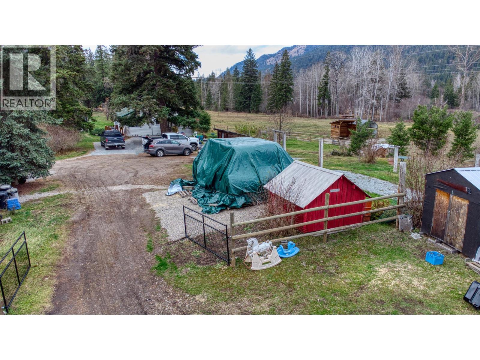 1385 6 Highway, Cherryville