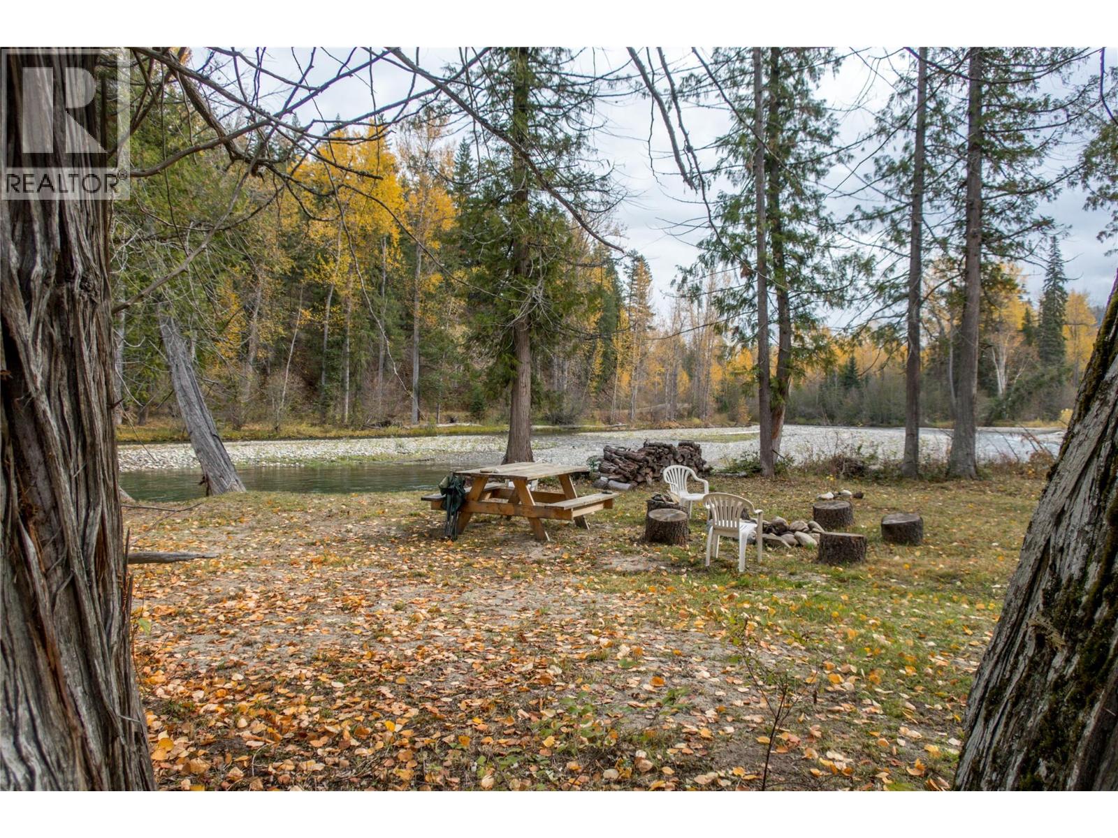 1385 6 Highway, Cherryville