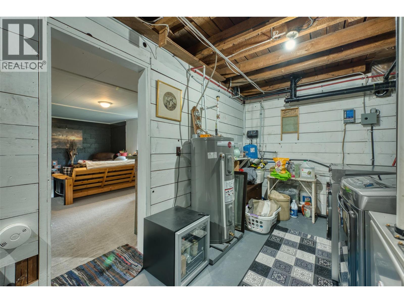 1385 6 Highway, Cherryville