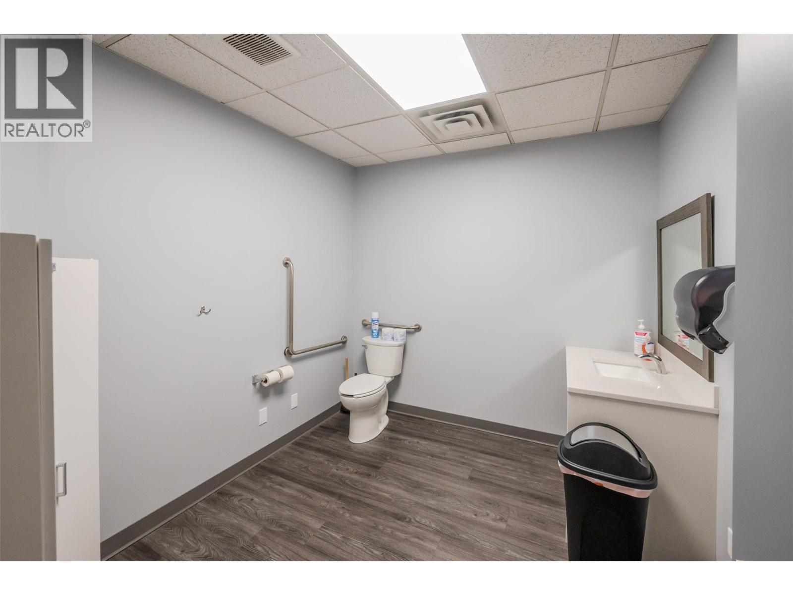  474 Main Street, Penticton