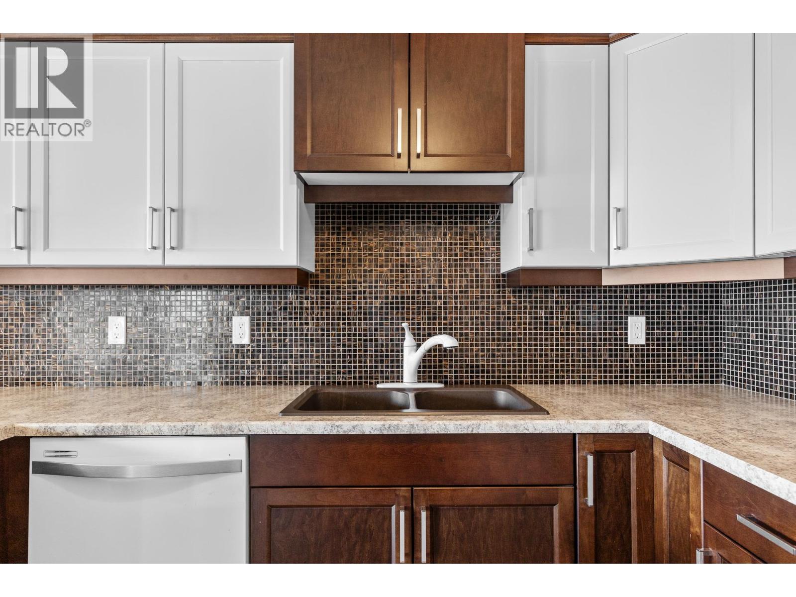 109 4630 Ponderosa Drive, Peachland