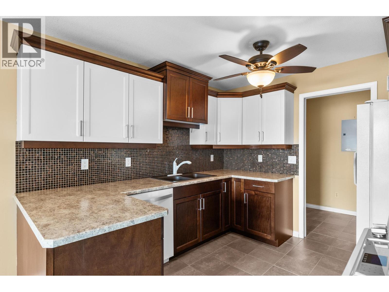 109 4630 Ponderosa Drive, Peachland