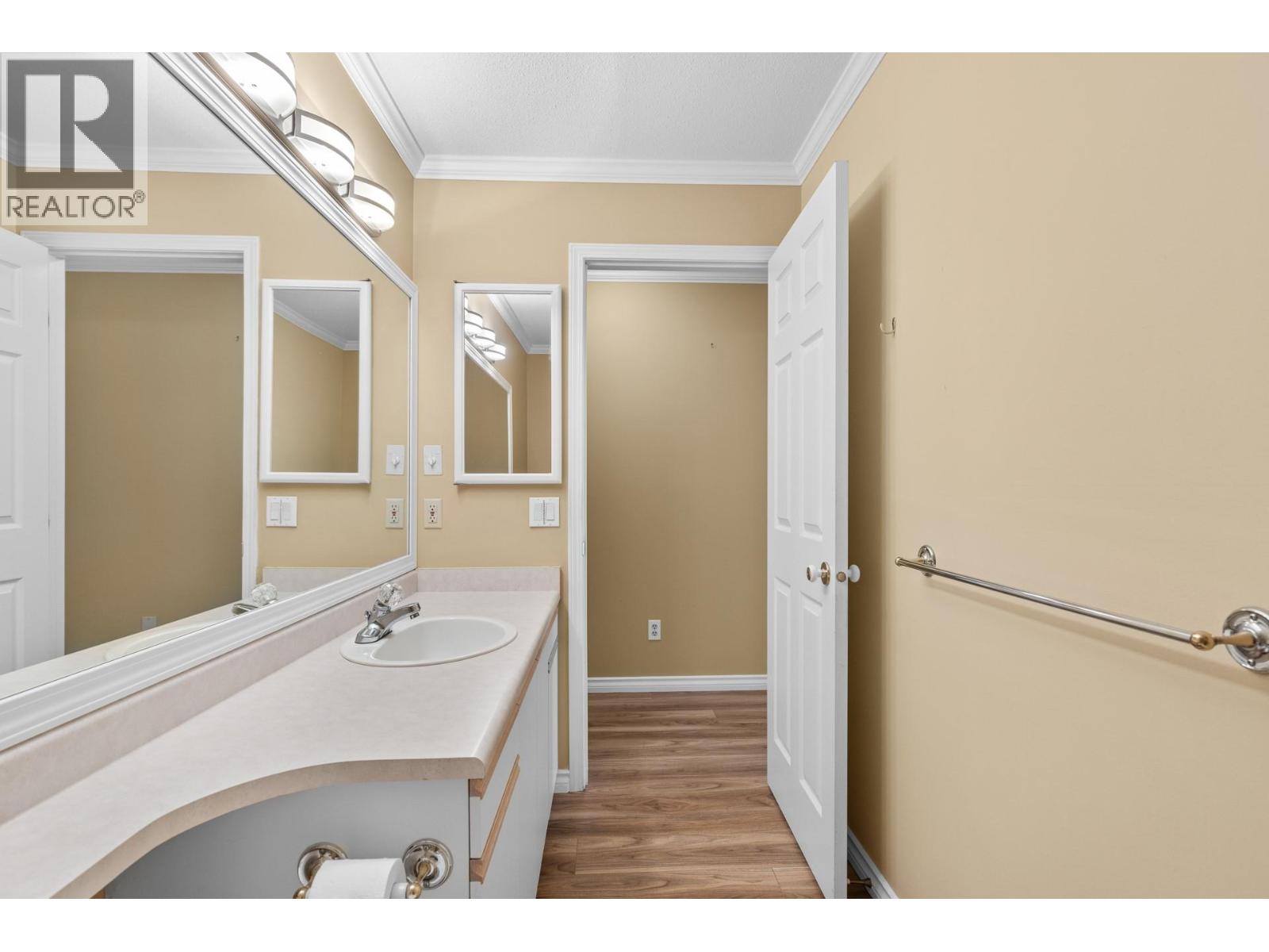 109 4630 Ponderosa Drive, Peachland