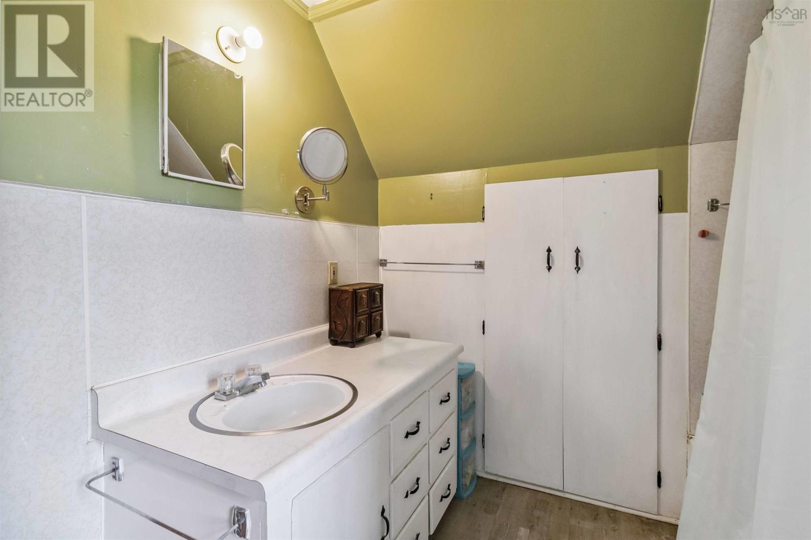 Property 15 of 50 of 417 Penney Road