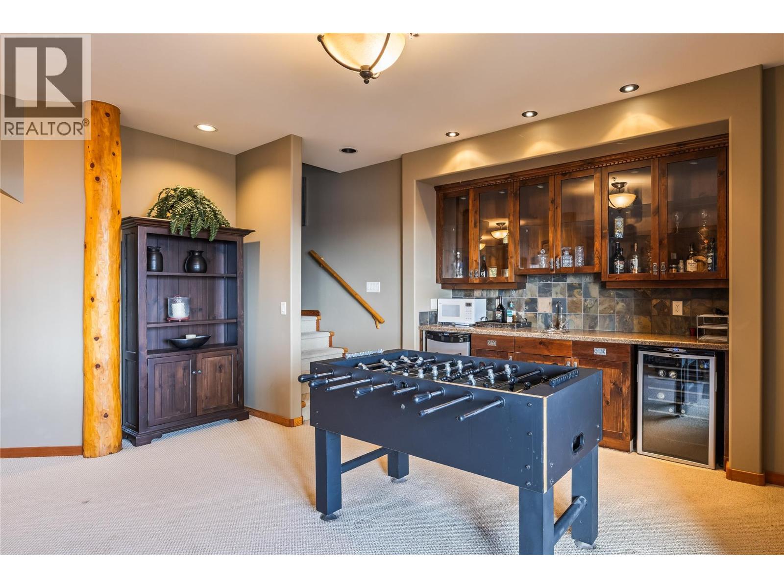 2 360 Whitehorse Lane, Big White