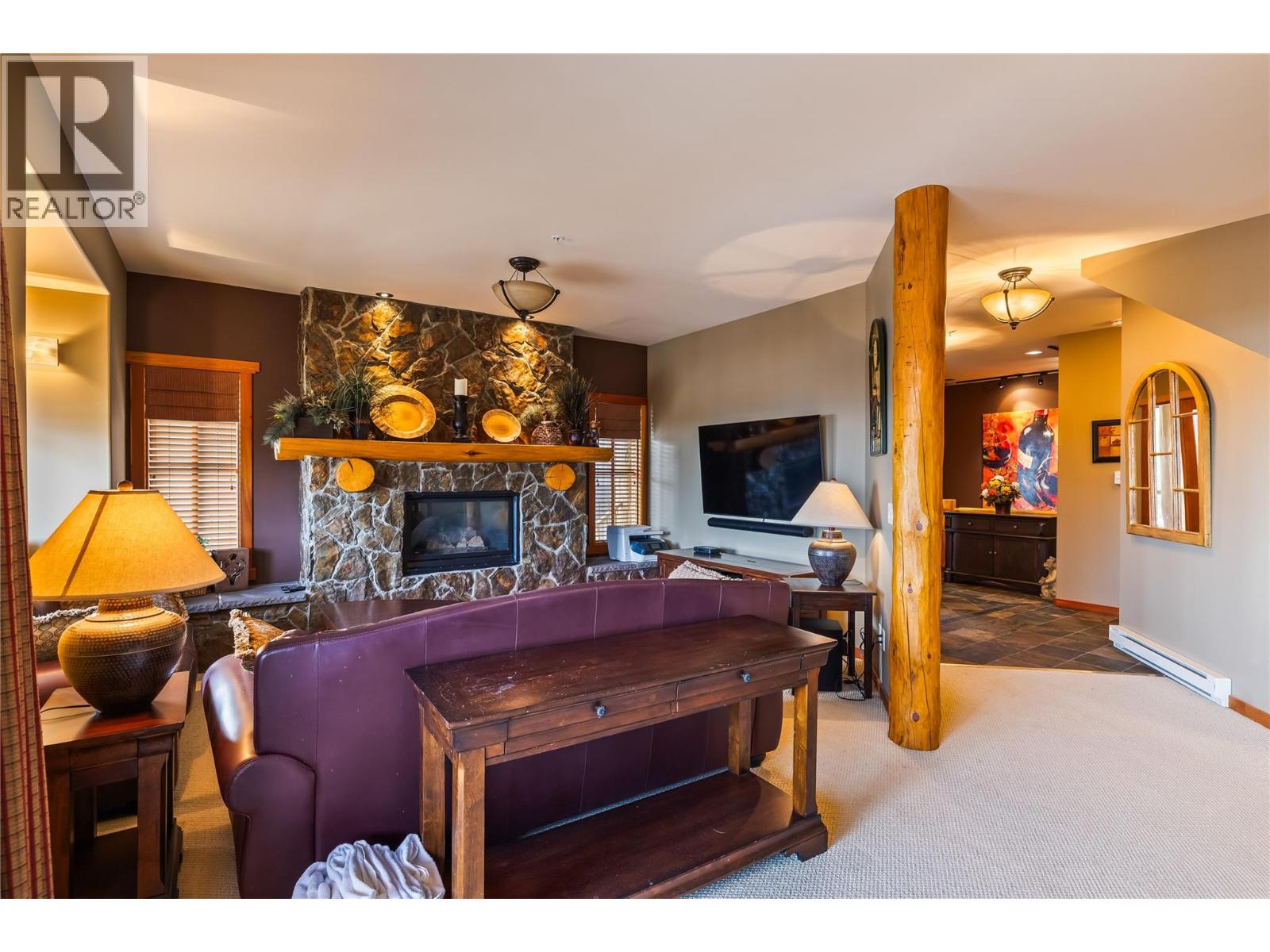 2 360 Whitehorse Lane, Big White