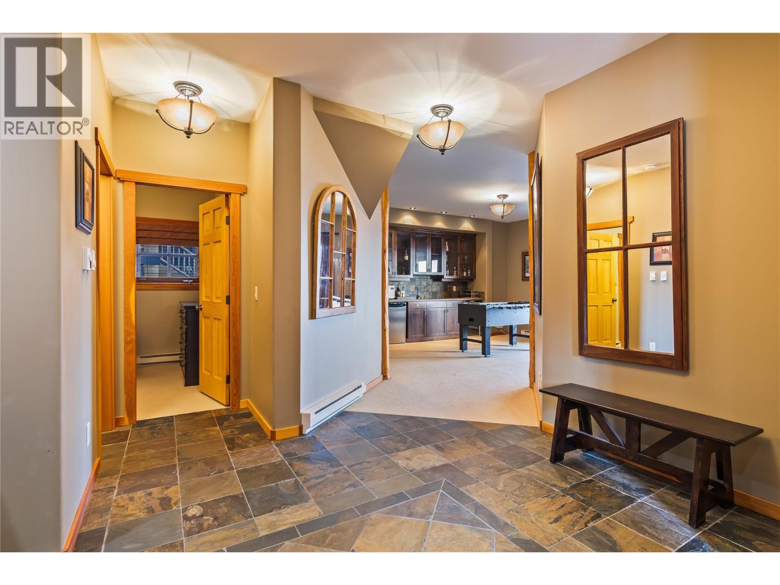 2 360 Whitehorse Lane, Big White