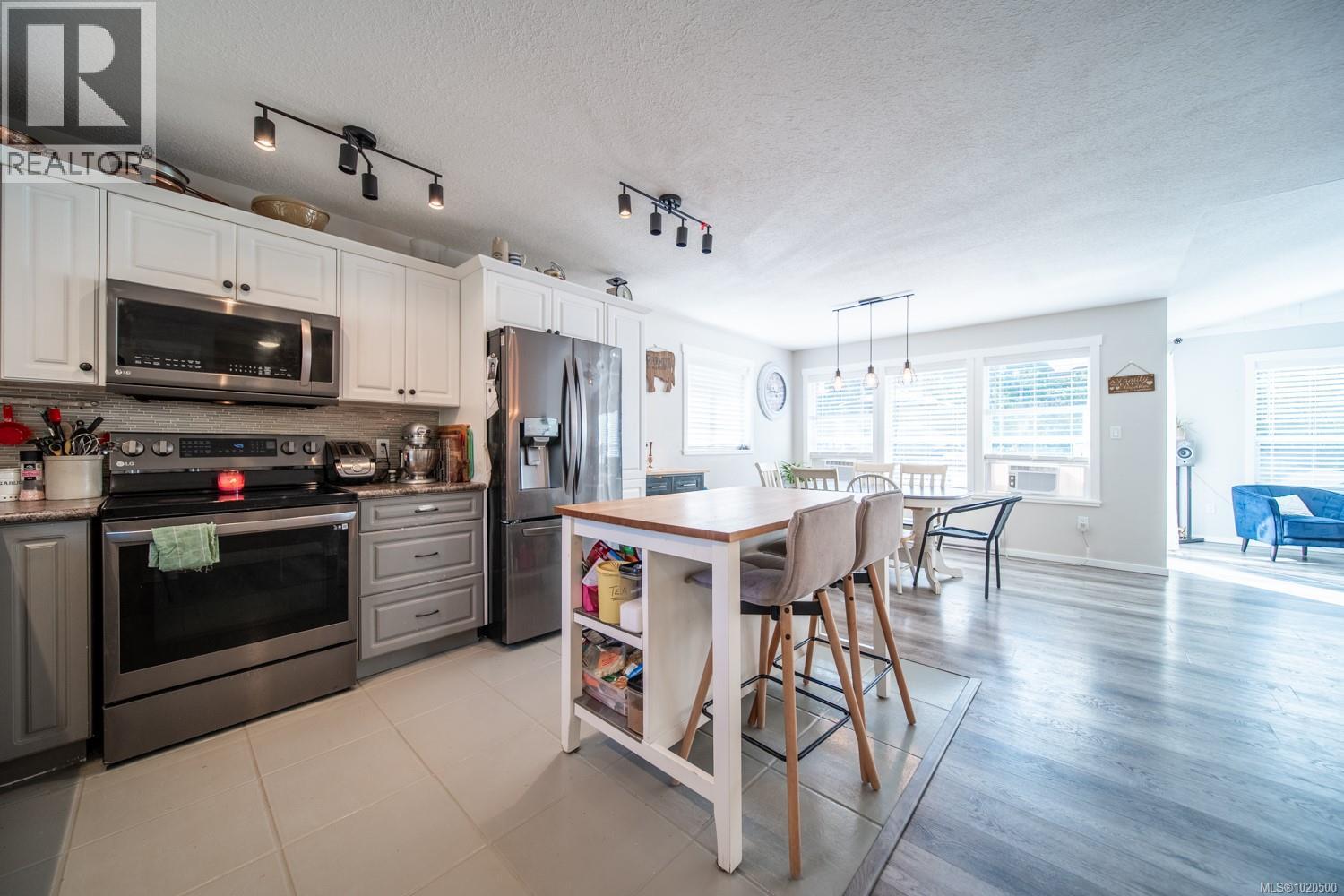 1565 Nimpkish Pl, Duncan