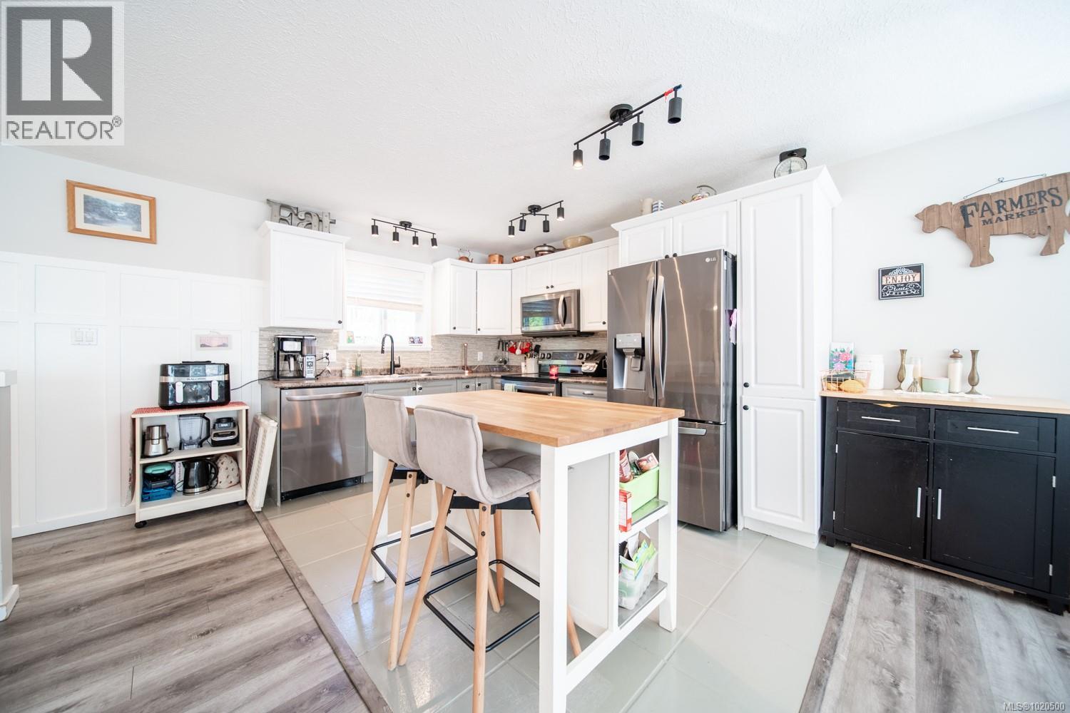 1565 Nimpkish Pl, Duncan