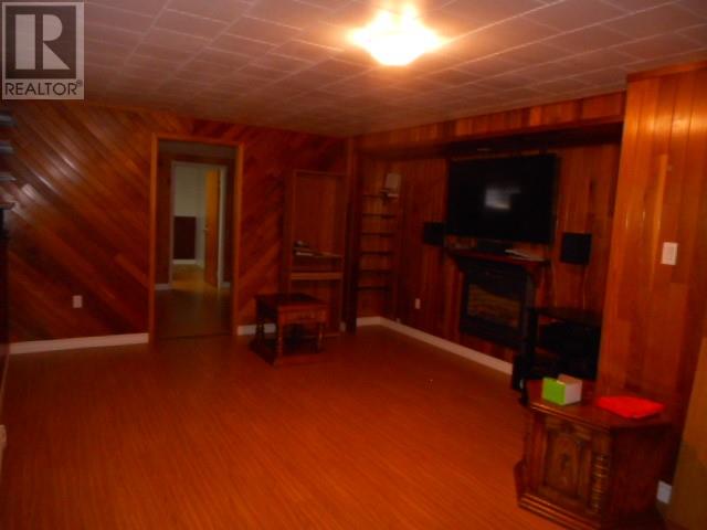 12 Fosters Road — photo 14