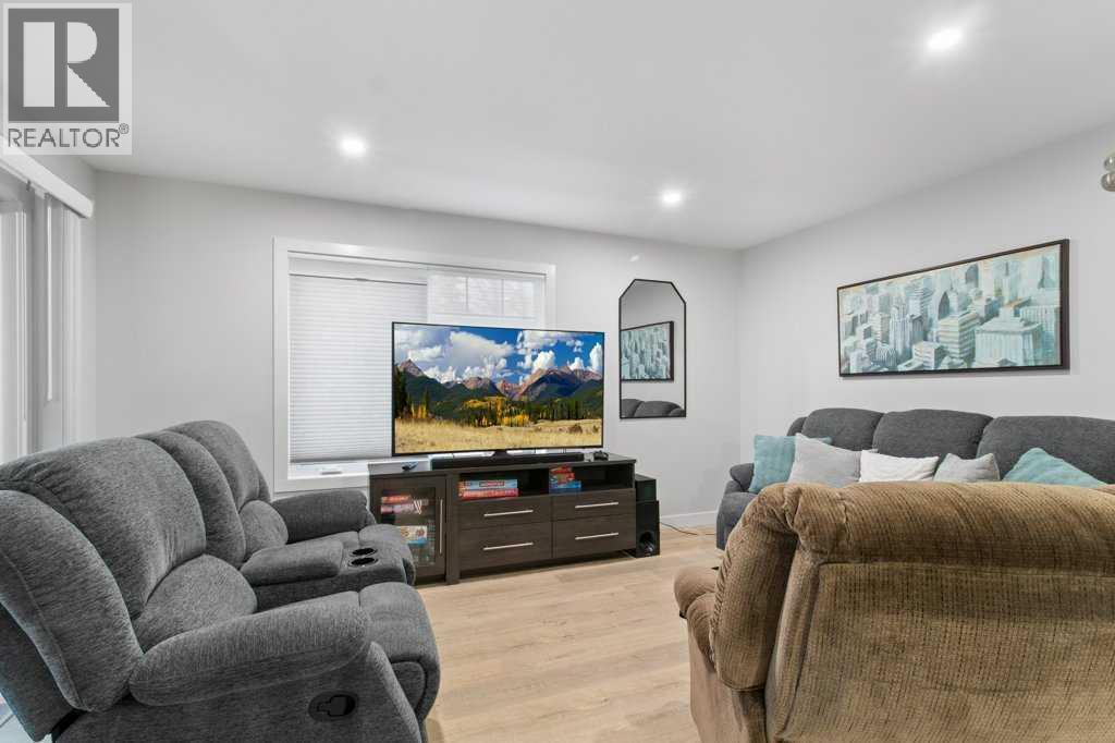 4507 48 Avenue, Sylvan Lake