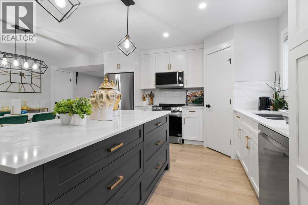 4507 48 Avenue, Sylvan Lake