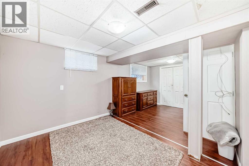 Single Family House Bungalow for Sale in  Elbow Drive SW Meadowlark Park Calgary 