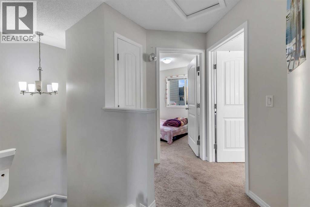 Single Family House for Sale in  Saddlebrook Drive NE Saddle Ridge Calgary 