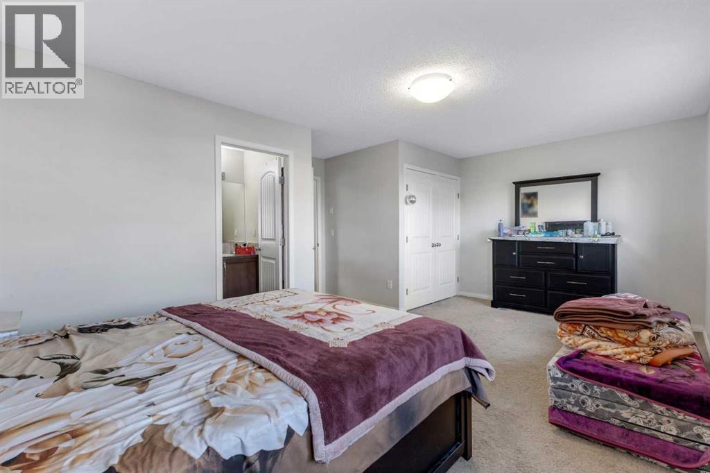 Single Family House for Sale in  Saddlebrook Drive NE Saddle Ridge Calgary 