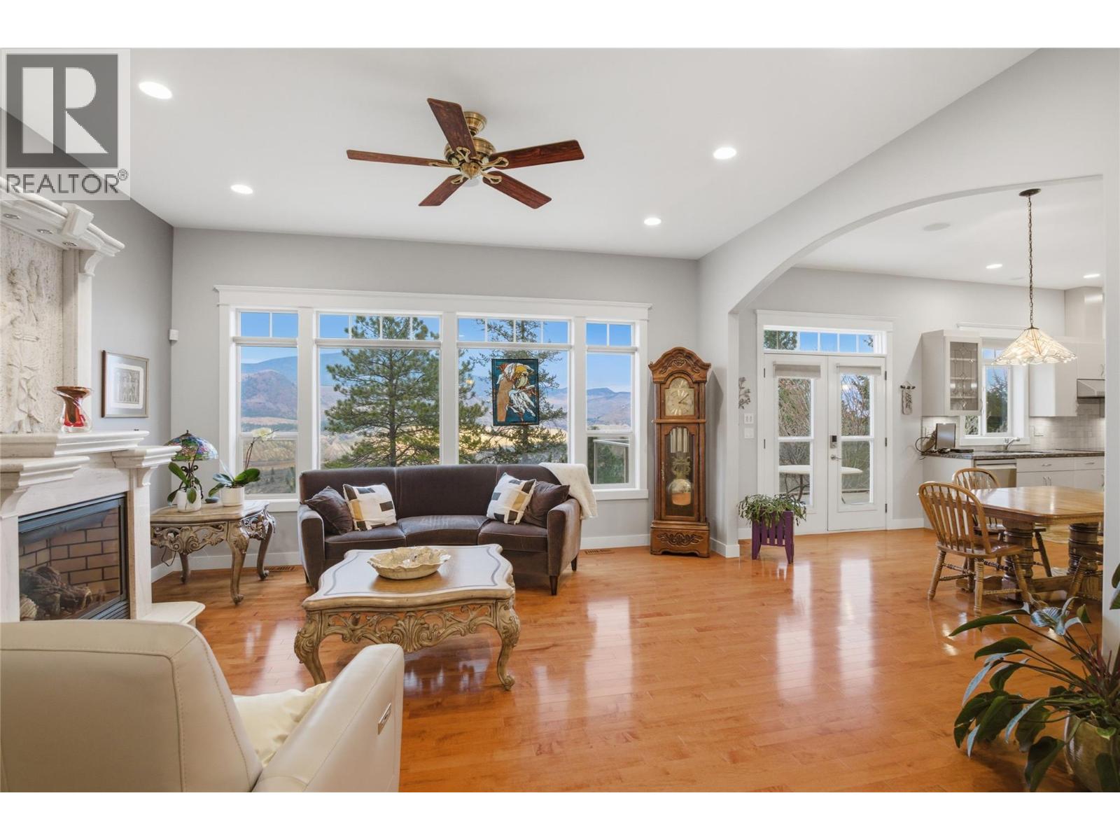 4767 UPLANDS Drive, Kamloops