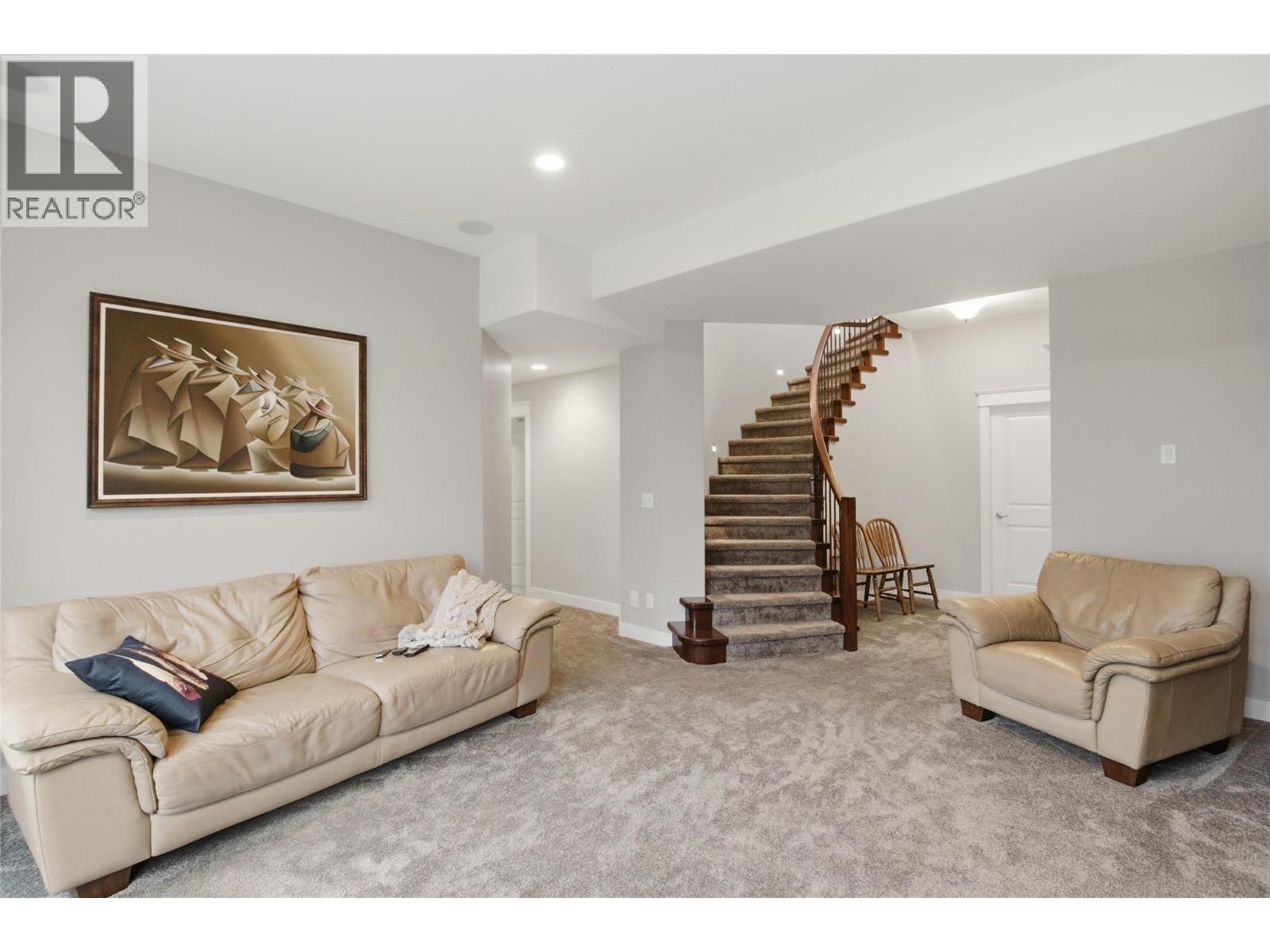 4767 UPLANDS Drive, Kamloops