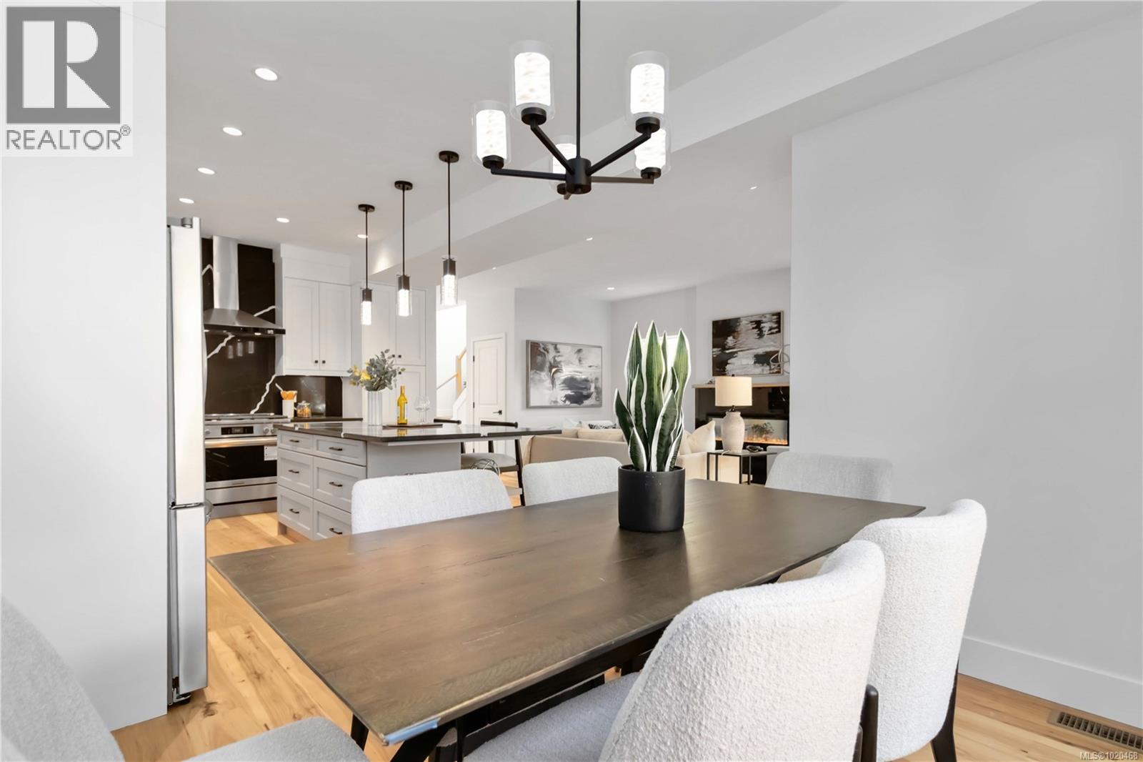 6987 Hagan Rd, Central Saanich