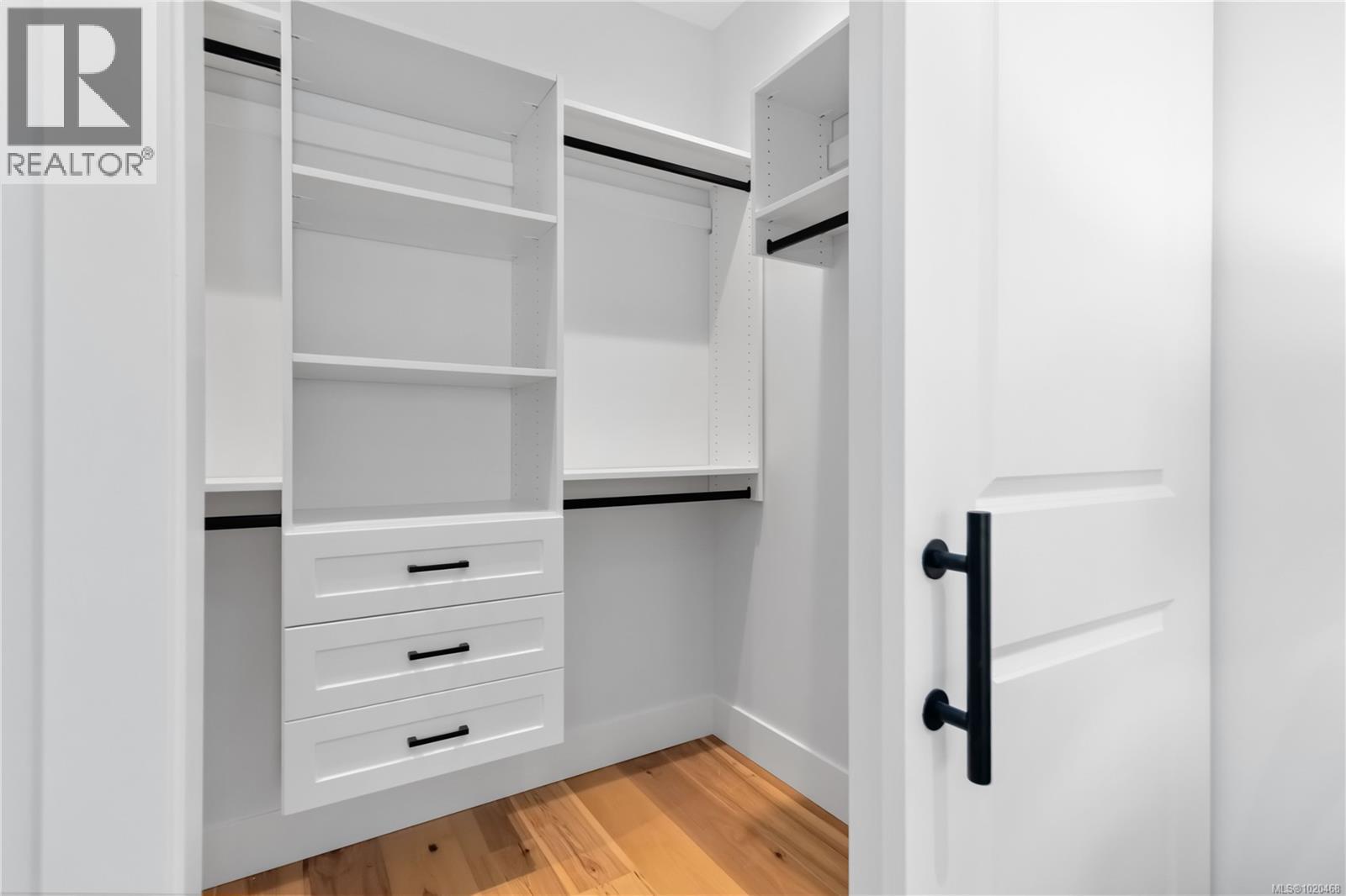 6987 Hagan Rd, Central Saanich