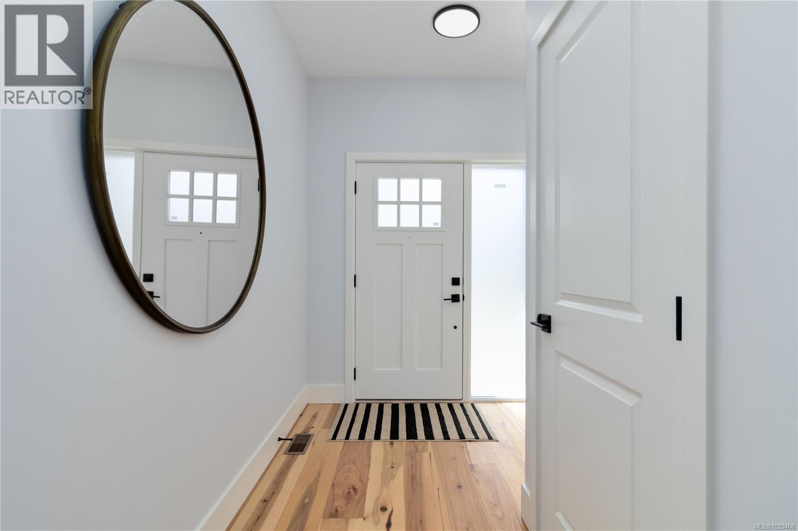 6987 Hagan Rd, Central Saanich