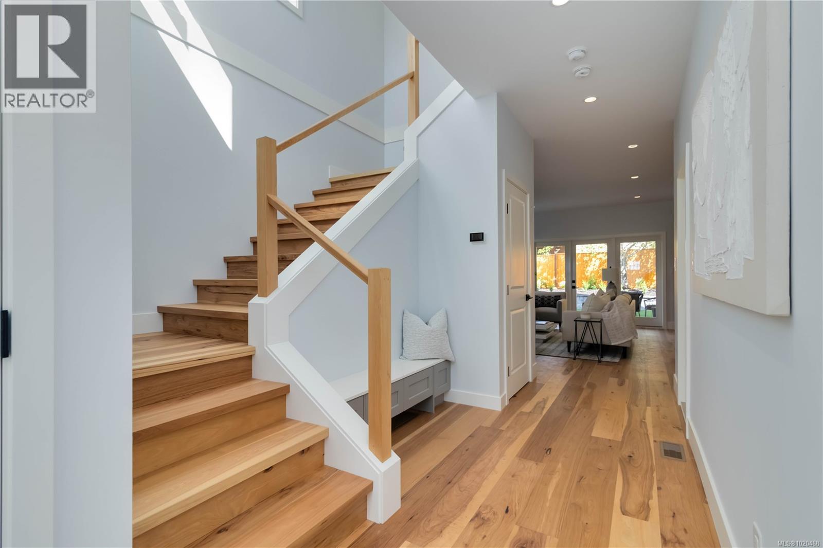 6987 Hagan Rd, Central Saanich