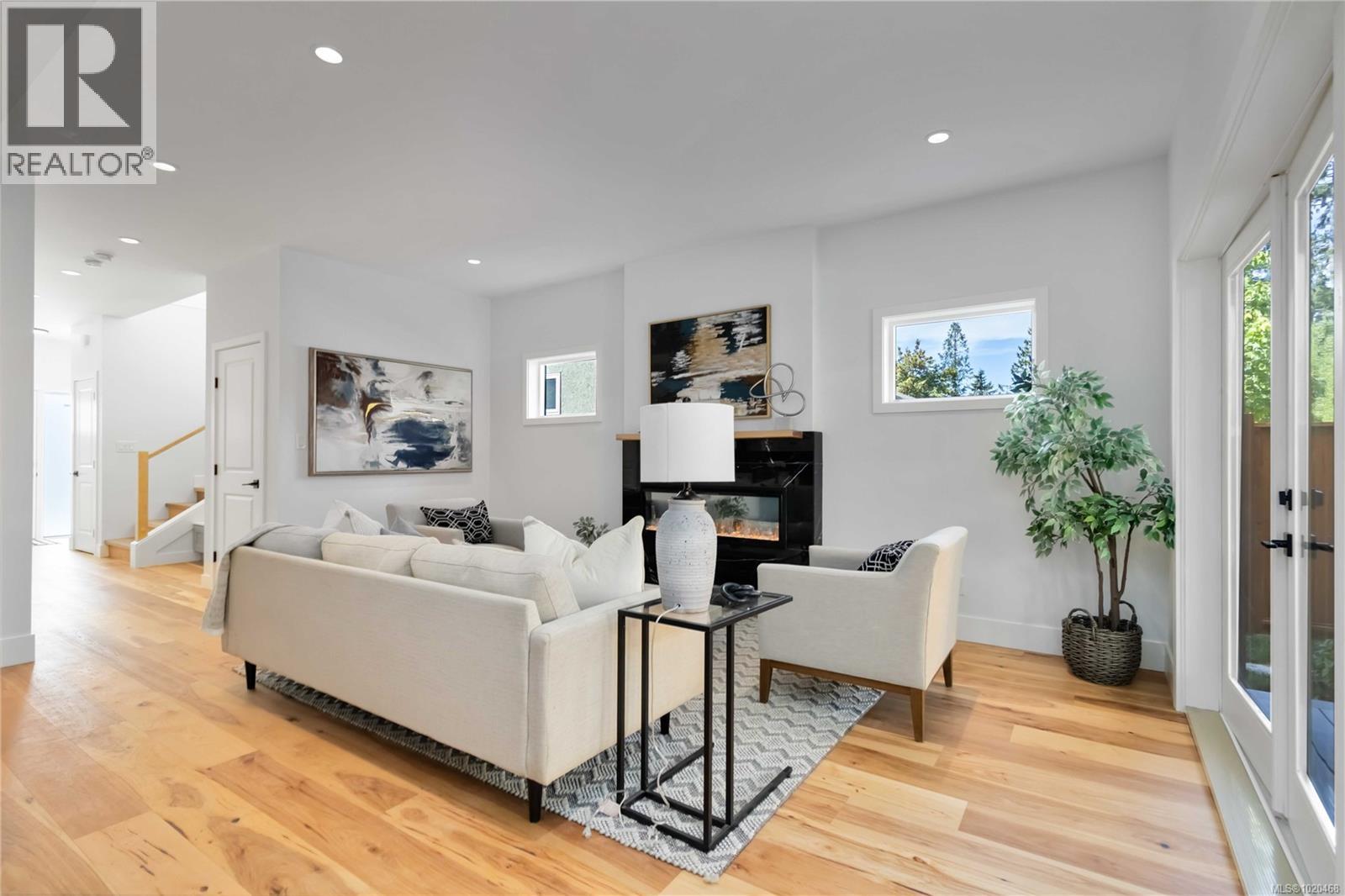 6987 Hagan Rd, Central Saanich