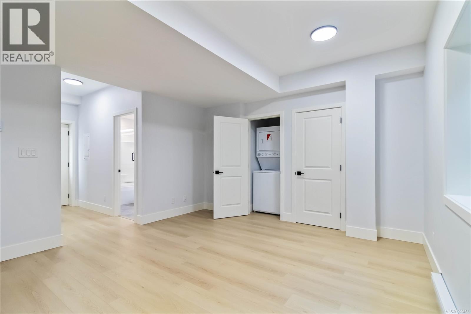 6987 Hagan Rd, Central Saanich