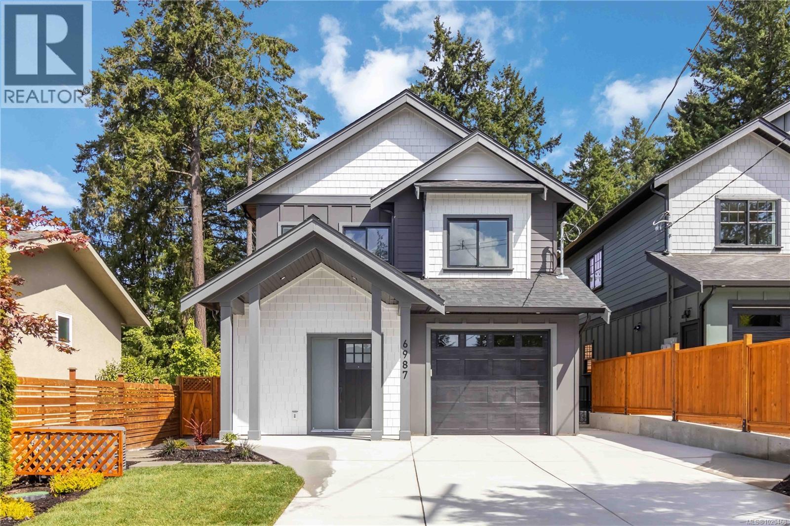6987 Hagan Rd, Central Saanich