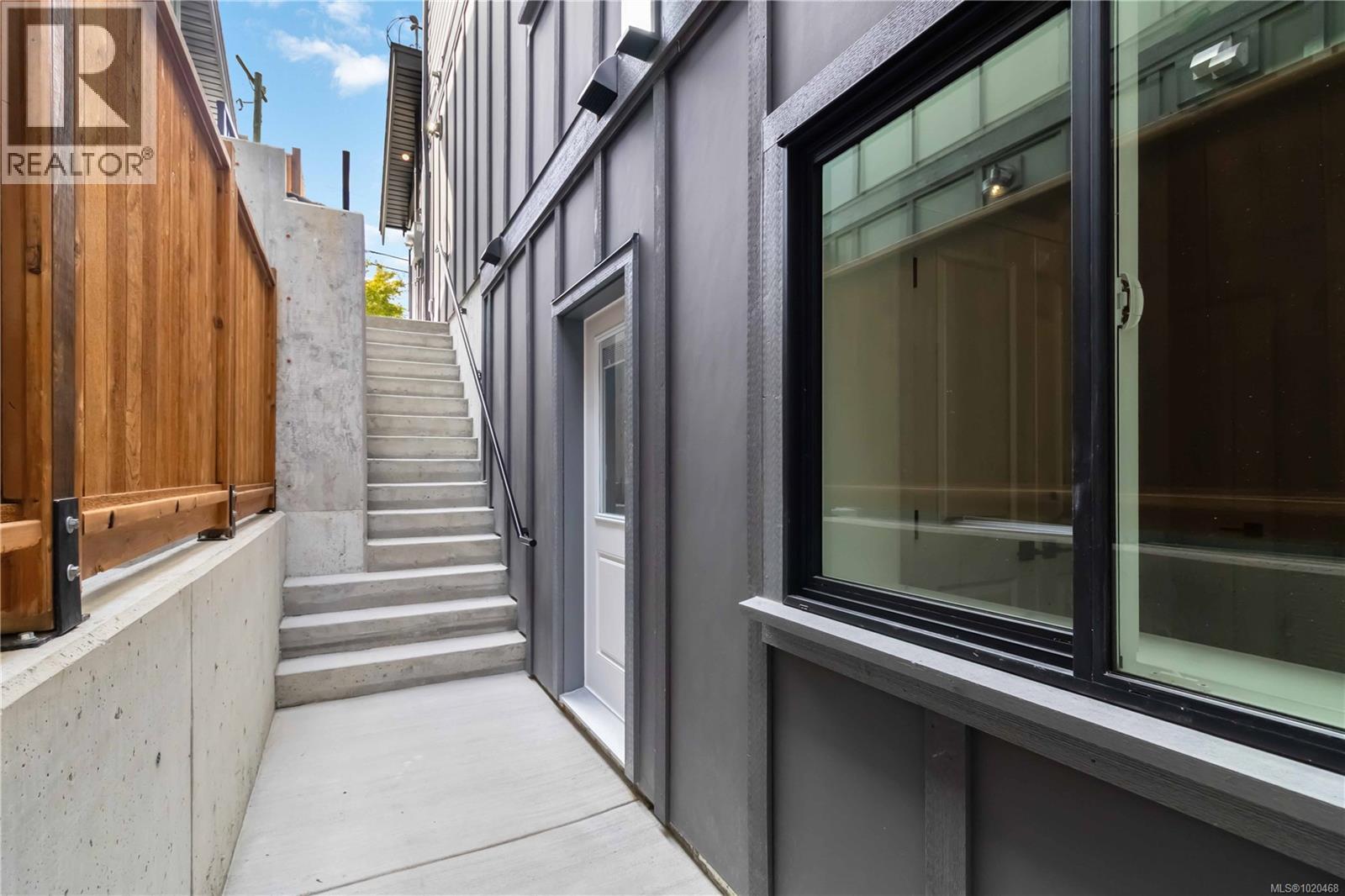 6987 Hagan Rd, Central Saanich