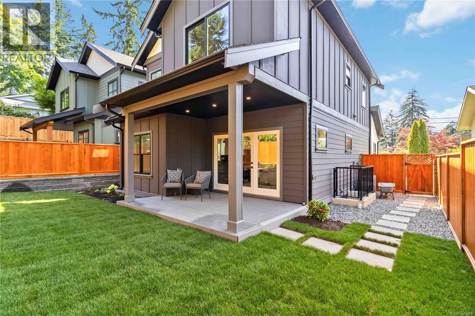 6987 Hagan Rd, Central Saanich