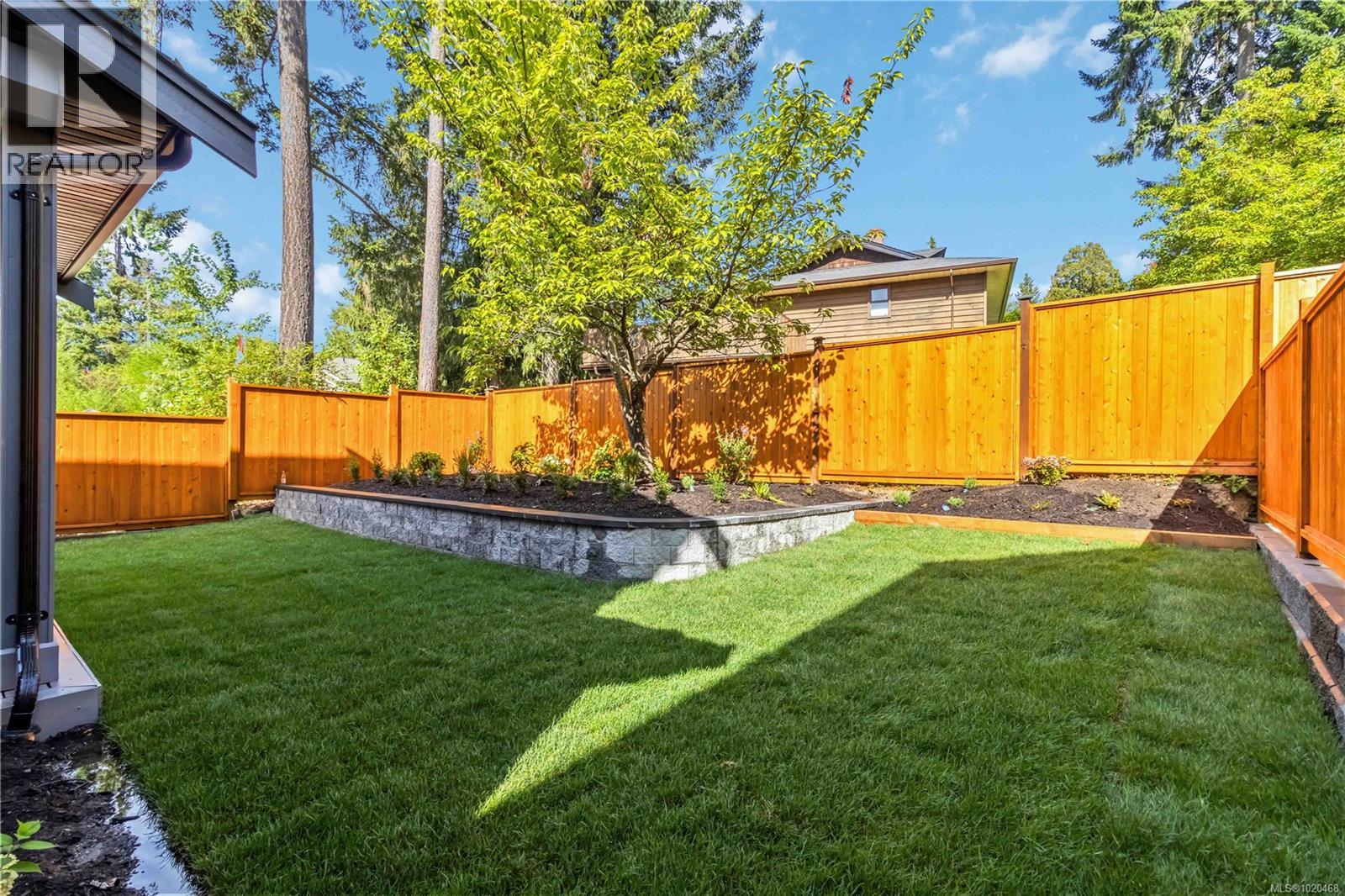 6987 Hagan Rd, Central Saanich