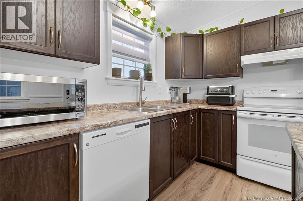 47 Perrot Street - 4