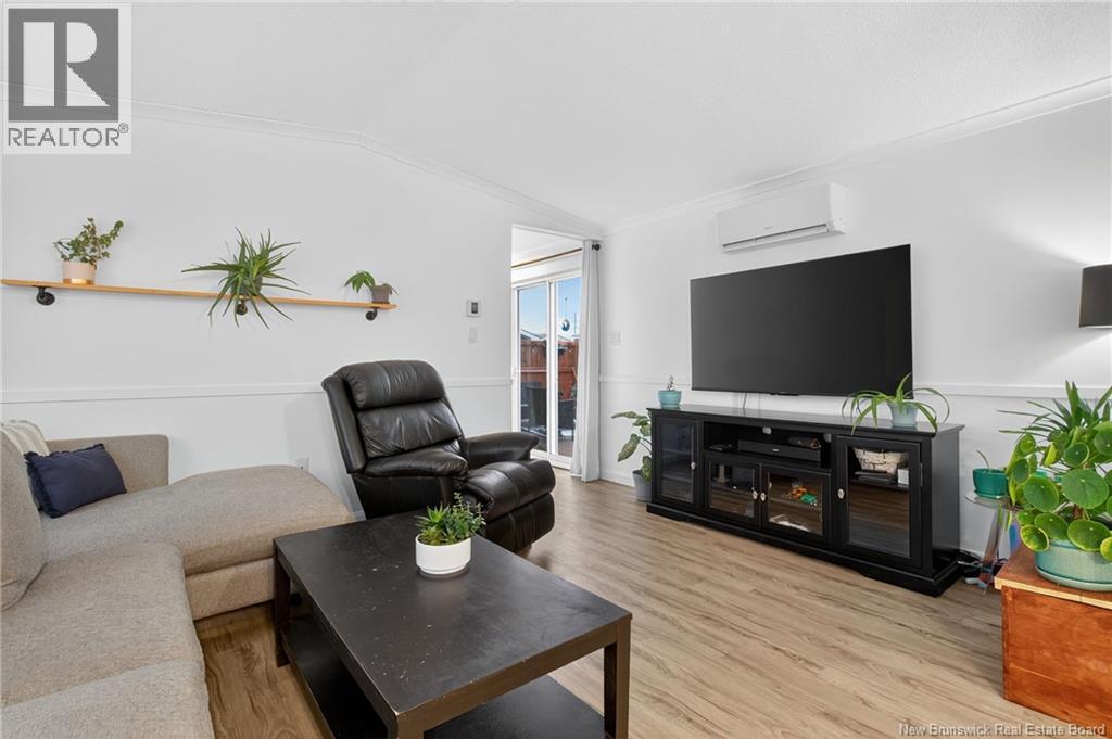 47 Perrot Street - 9