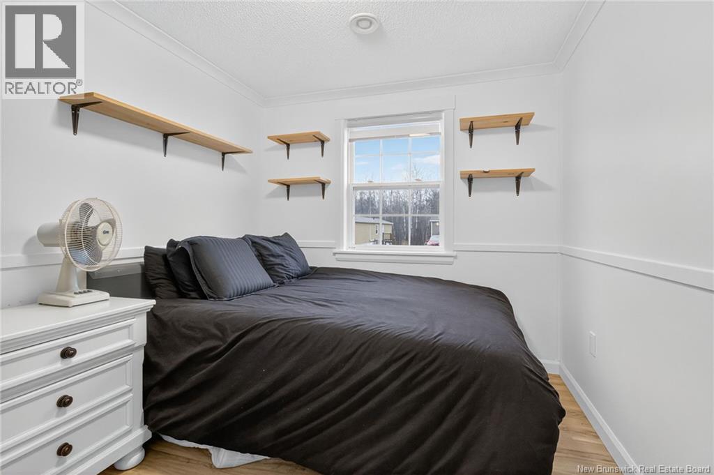 47 Perrot Street - 17