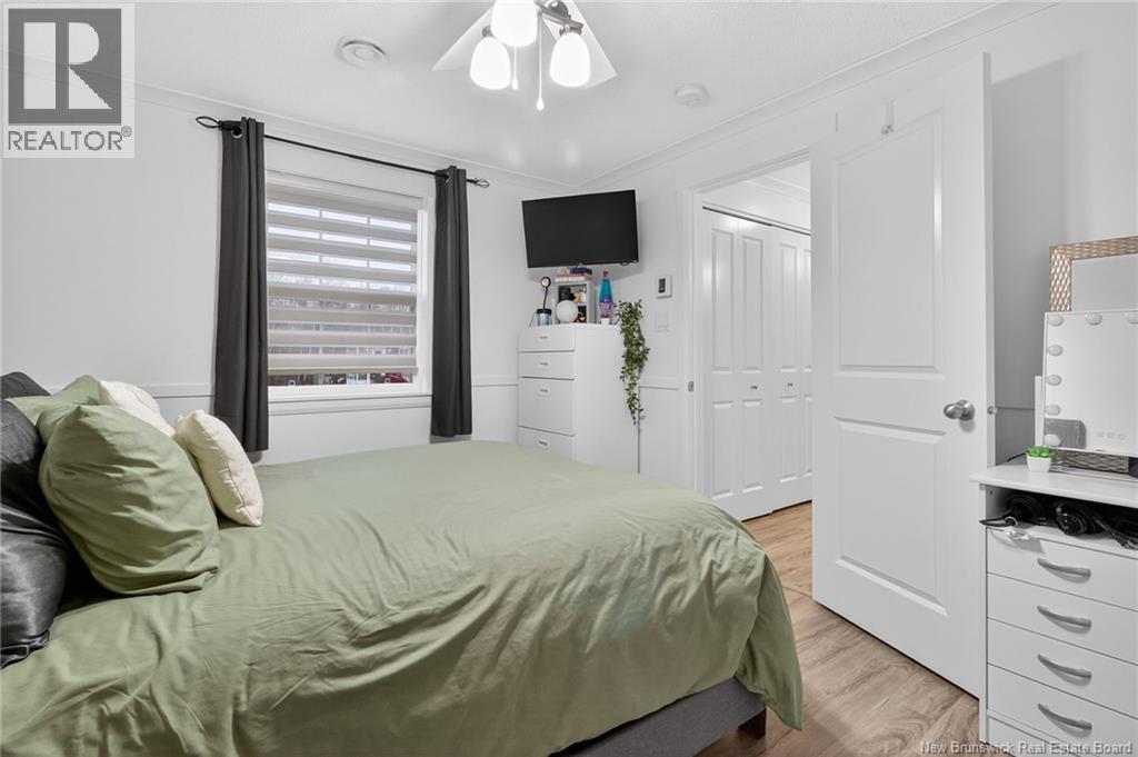 47 Perrot Street - 14