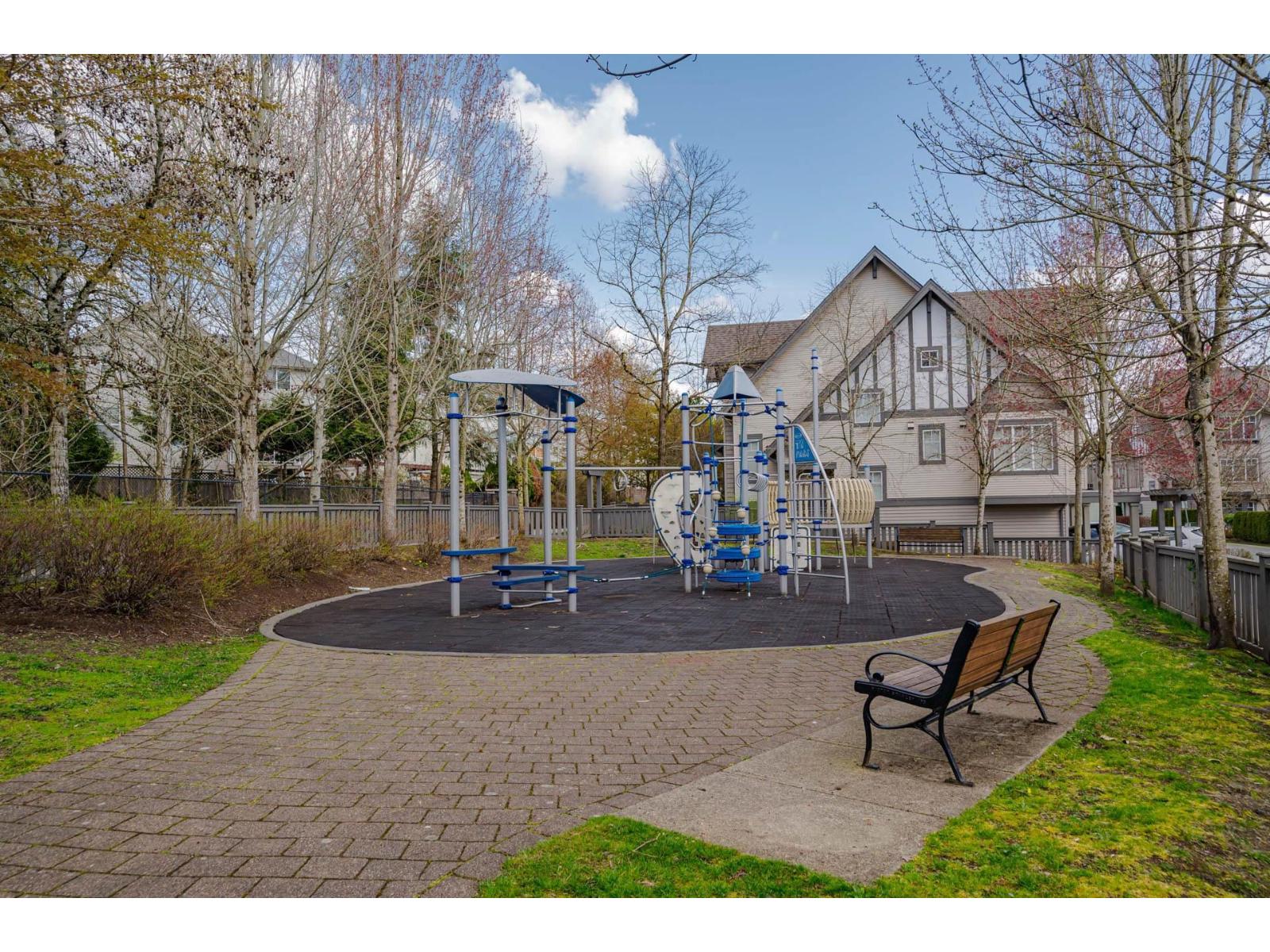 52 20038 70 AVENUE, Langley