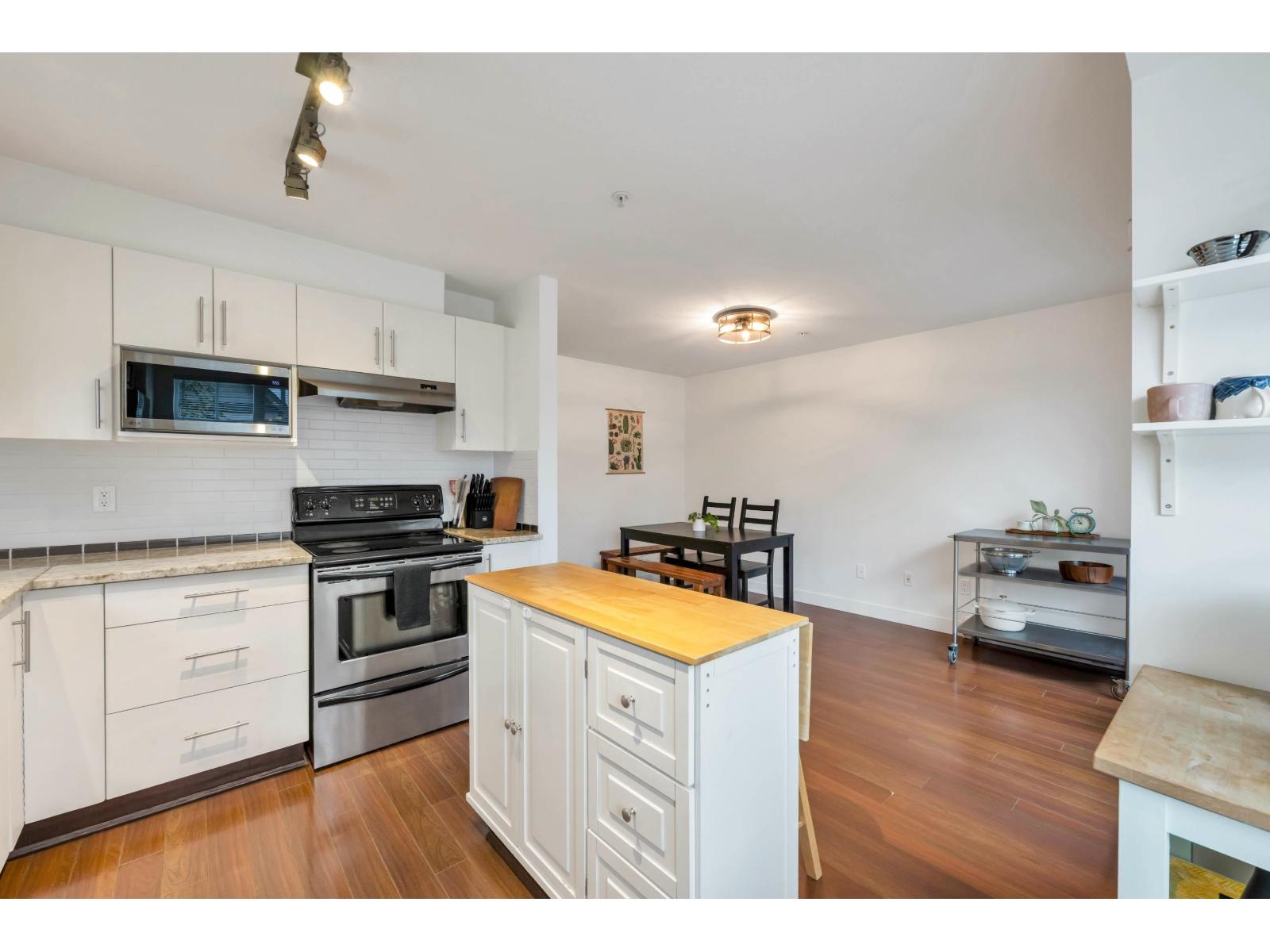 52 20038 70 AVENUE, Langley