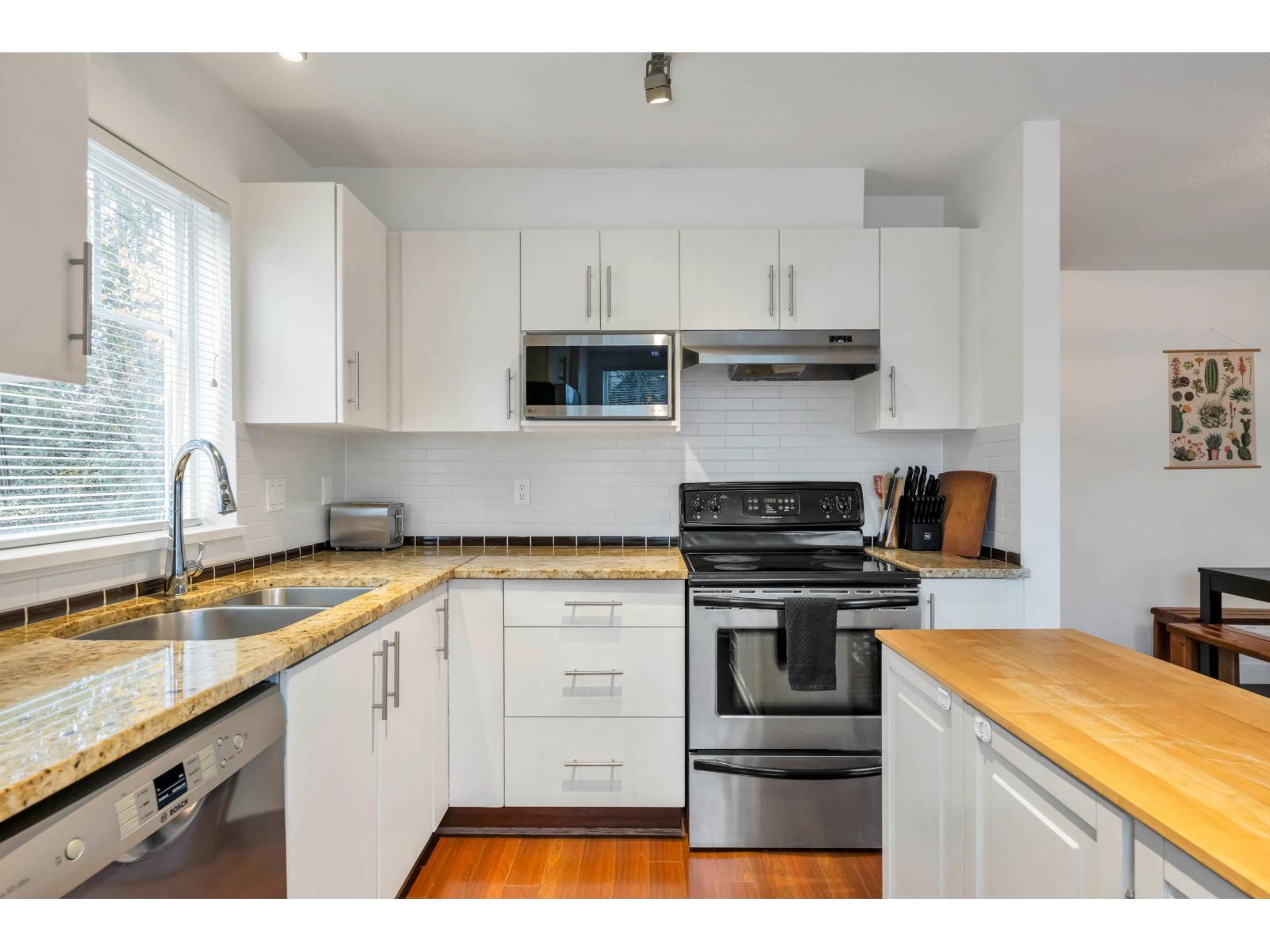 52 20038 70 AVENUE, Langley