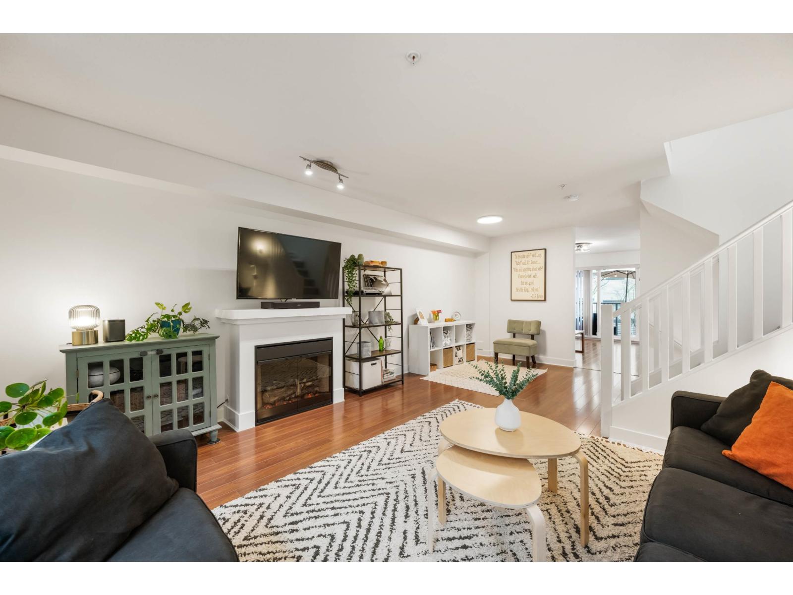 52 20038 70 AVENUE, Langley