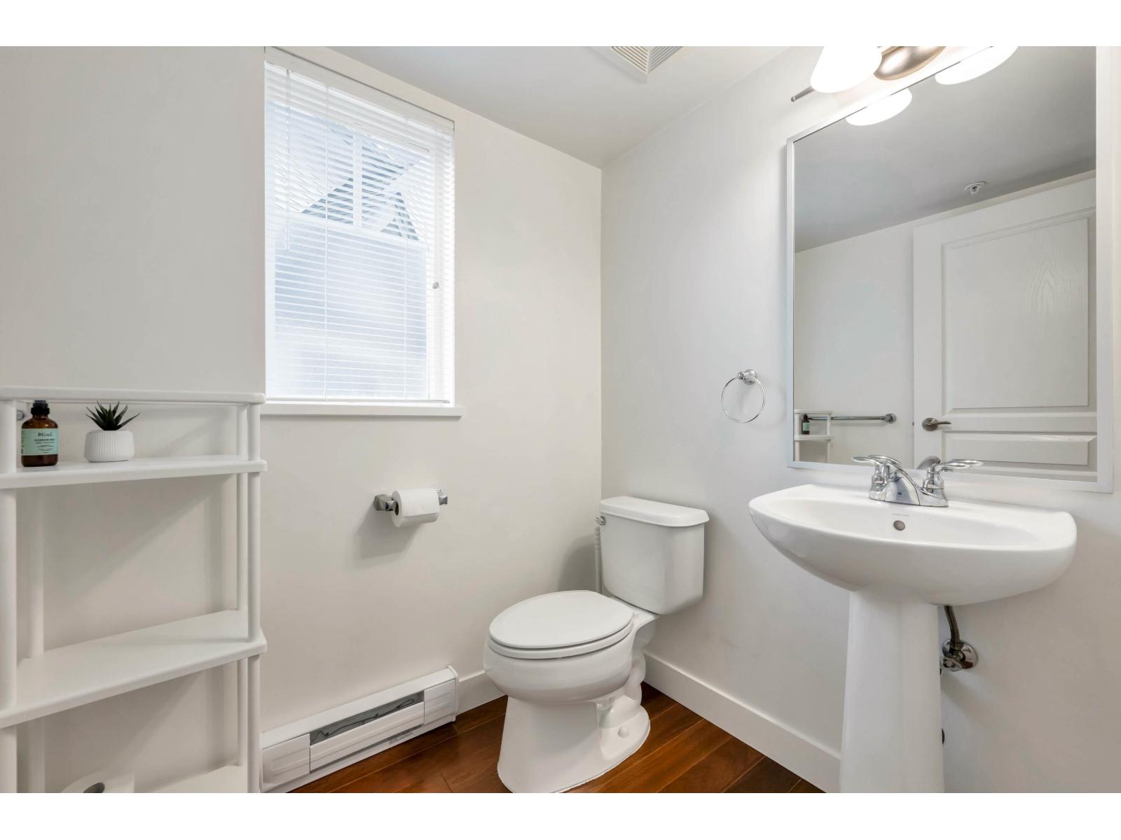 52 20038 70 AVENUE, Langley