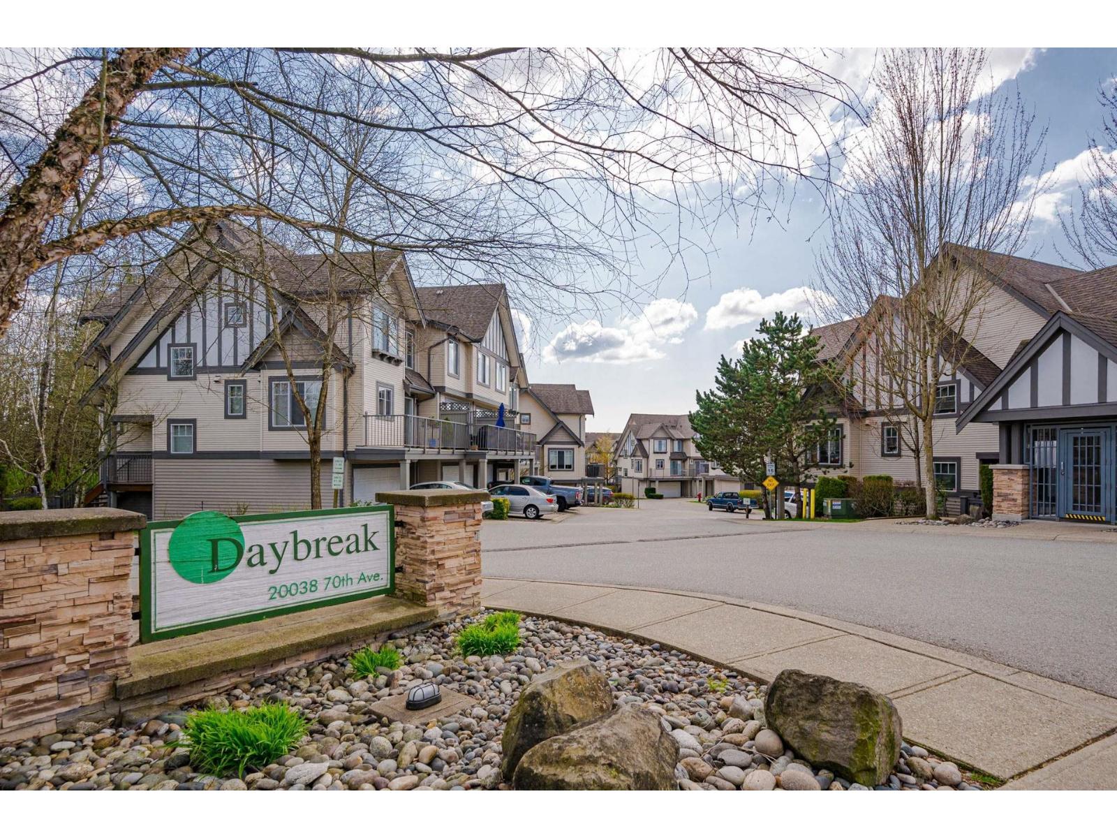 52 20038 70 AVENUE, Langley